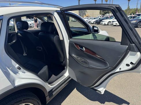Used 2016 INFINITI QX50 2WD w/ Technology Package image 18