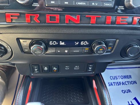 Used 2025 Nissan Frontier PRO-4X w/ Pro Convenience Package AWD/4WD image 22