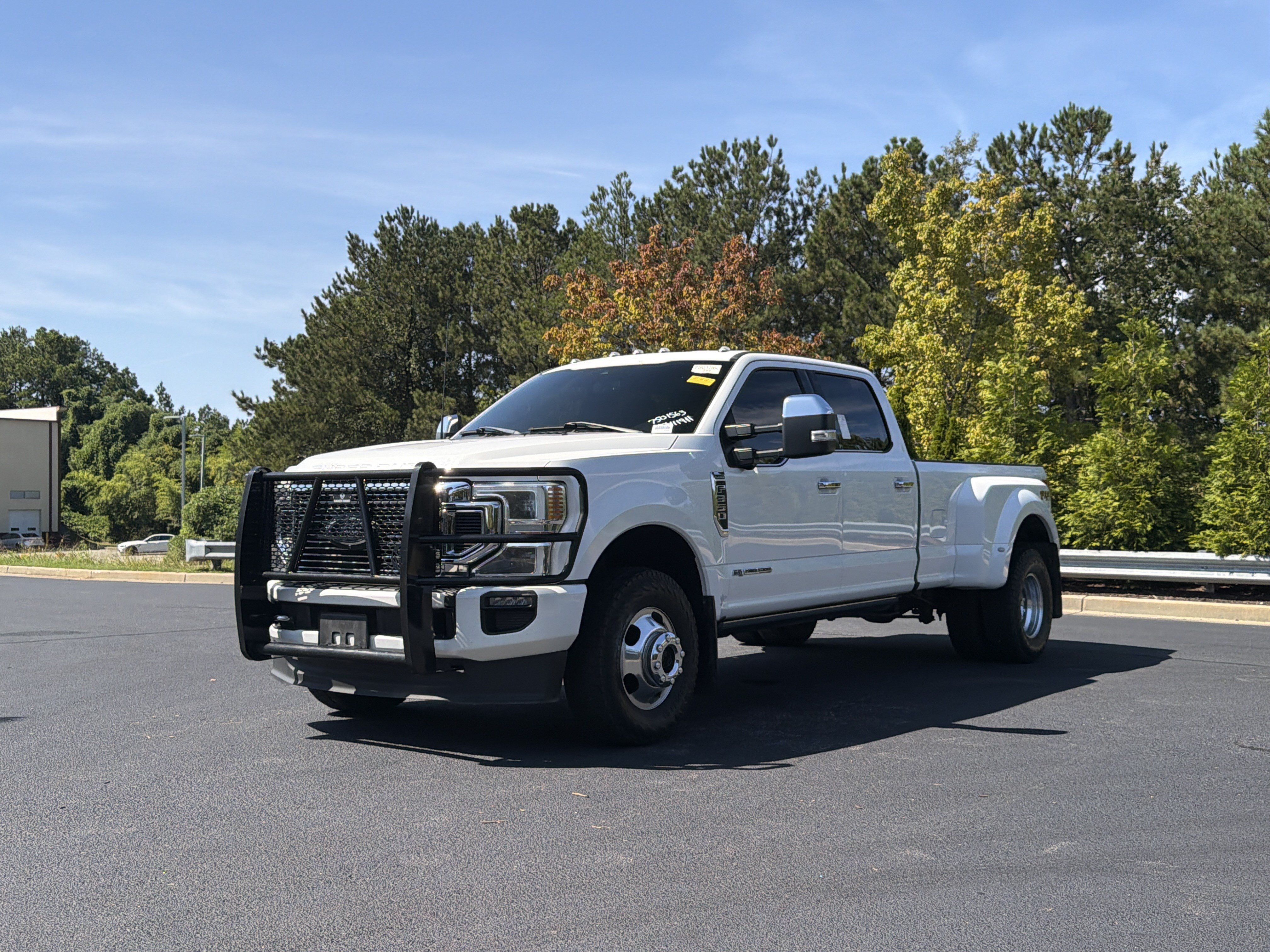 Used 2022 Ford F350 Platinum w/ FX4 Off-Road Package AWD/4WD image 8