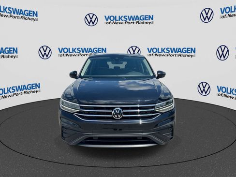 Used 2022 Volkswagen Tiguan SE FWD image 17