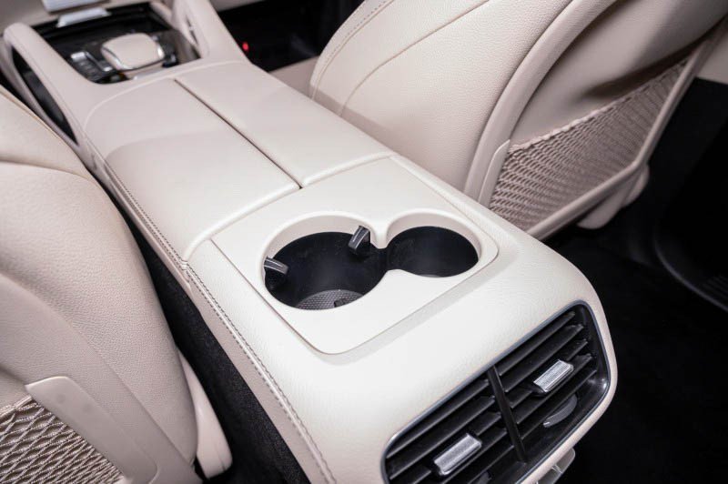 Certified 2026 Mercedes-Benz GLS 450 4MATIC image 33