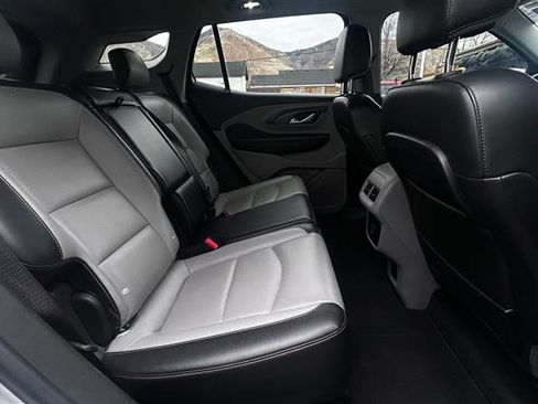 Used 2020 GMC Terrain SLT image 18