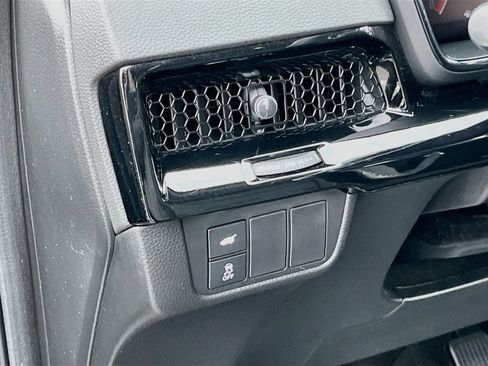Used 2023 Honda CR-V EX-L image 10