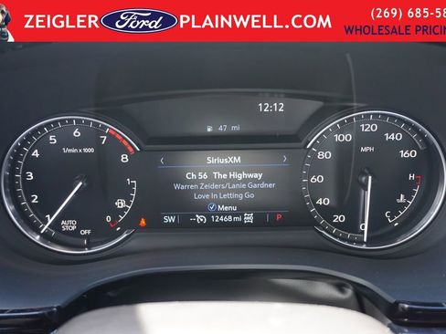 Used 2024 Cadillac XT6 Premium Luxury w/ LPO, Floor Liner Package AWD/4WD image 30