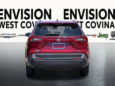 Used 2023 Toyota RAV4 XLE image 4