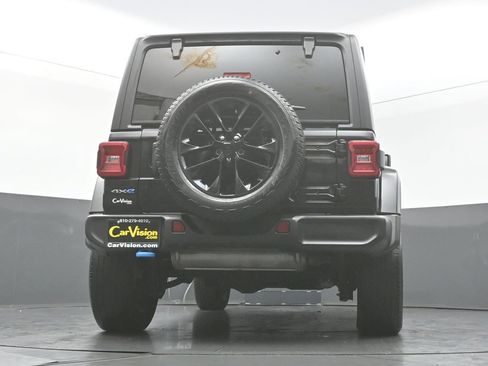 Used 2023 Jeep Wrangler Unlimited Sahara w/ Cold Weather Group AWD/4WD image 46