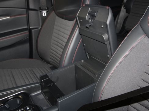 New 2026 Ford Explorer ST-Line w/ ST-Line Street Pack image 19