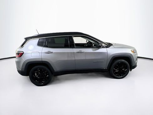 Used 2022 Jeep Compass Limited AWD/4WD image 4
