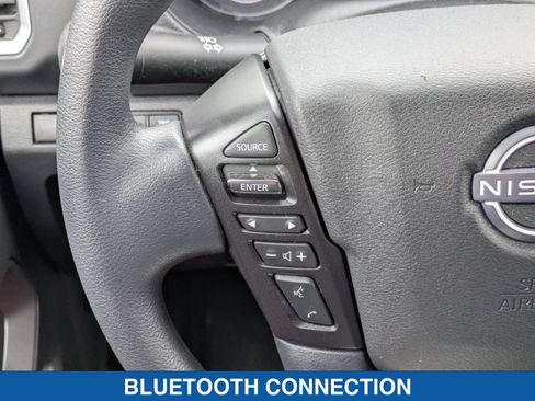 Used 2023 Nissan Frontier SV w/ Tow Package AWD/4WD image 17