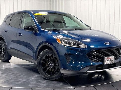 Used 2020 Ford Escape SE Sport FWD image 3