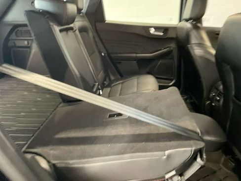 Used 2023 Ford Escape ST-Line Elite w/ Class II Trailer Tow Package image 17