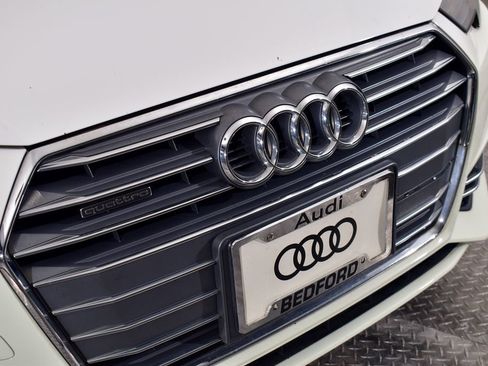 Used 2018 Audi A4 2.0T Premium image 9