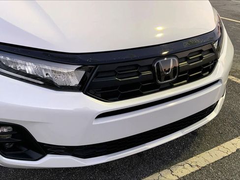 Used 2025 Honda Odyssey Sport-L image 29