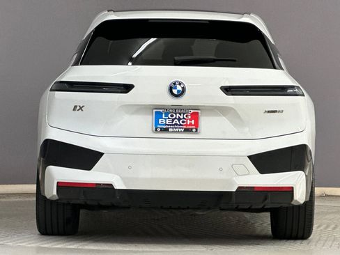 Certified 2023 BMW iX xDrive50 w/ Premium Package image 9