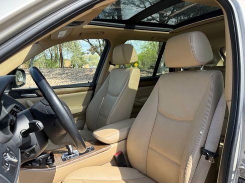 Used 2013 BMW X3 xDrive28i image 16