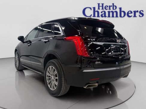 Used 2019 Cadillac XT5 Luxury image 3