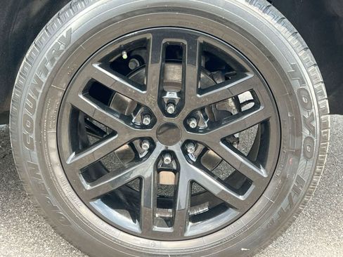 Used 2021 Ford Expedition Max XLT RWD image 14