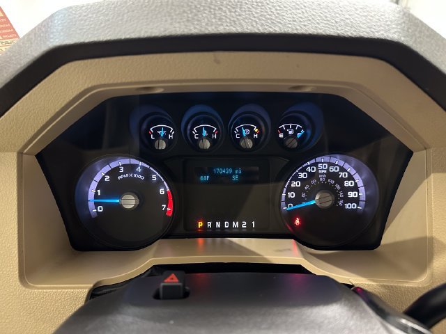 Used 2016 Ford F250 XLT w/ XLT Interior Package AWD/4WD image 25