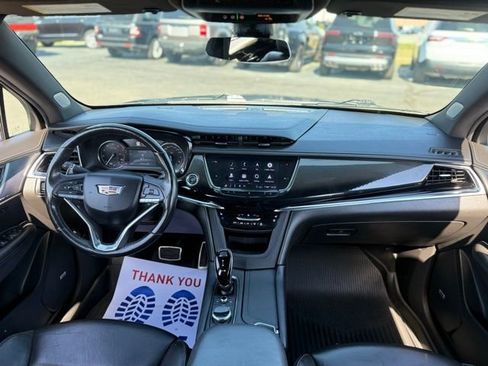Used 2020 Cadillac XT6 Sport image 3