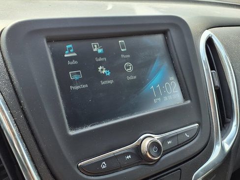 Used 2018 Chevrolet Equinox LT FWD image 14