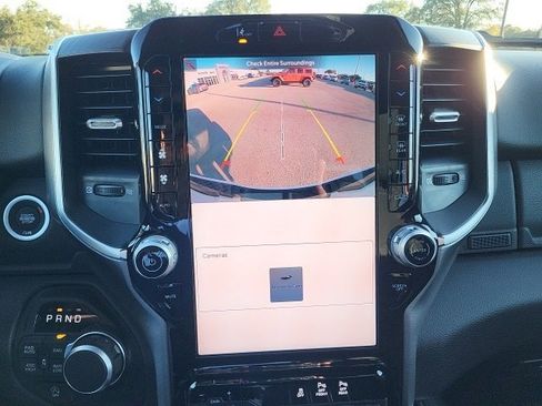 New 2026 RAM 1500 4x4 Crew Cab image 11