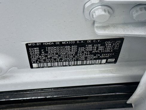 Used 2026 Honda HR-V EX-L image 12