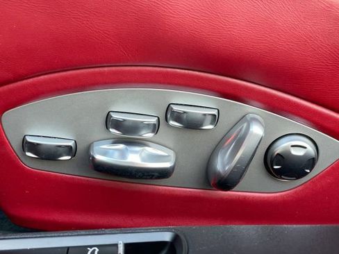 Used 2018 Porsche 718 Boxster GTS image 4