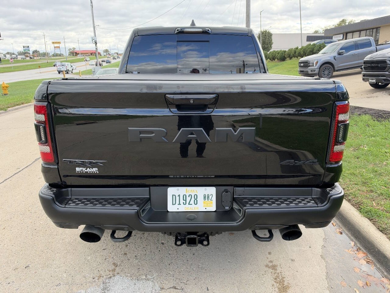 Used 2022 RAM 1500 TRX w/ TRX Level 2 Equipment Group AWD/4WD image 4