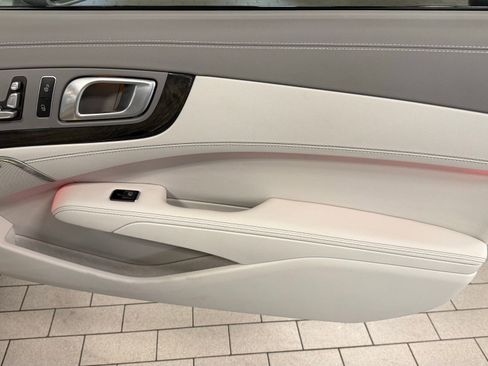 Used 2016 Mercedes-Benz SL 400 w/ Premium I Package image 29