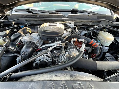 Used 2015 GMC Sierra 3500 Denali w/ Duramax Plus Package image 10