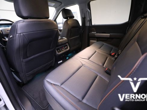 New 2026 Ford F350 Lariat w/ Chrome Package image 9