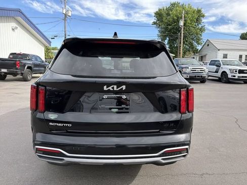 Used 2023 Kia Sorento SX FWD image 6