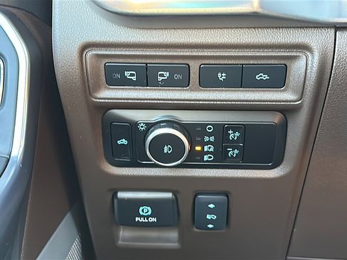 Used 2024 Ford F150 King Ranch w/ FX4 Off-Road Package image 37