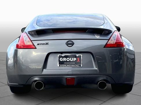 Used 2016 Nissan 370Z Sport image 5