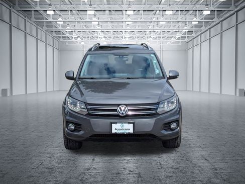 Used 2013 Volkswagen Tiguan SEL AWD/4WD image 8