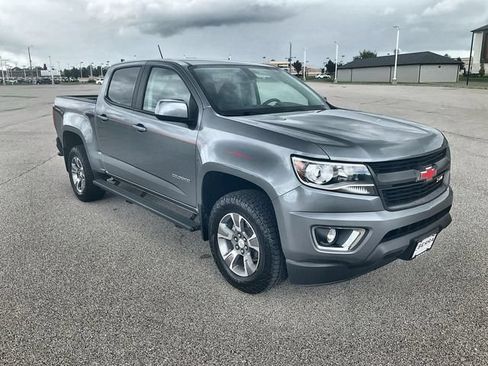 Used 2018 Chevrolet Colorado Z71 AWD/4WD image 12