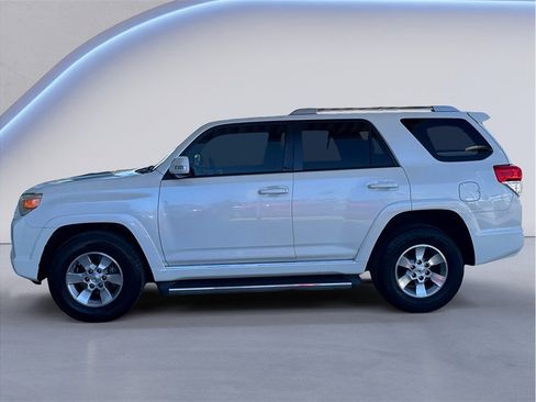 Used 2010 Toyota 4Runner SR5 RWD image 3