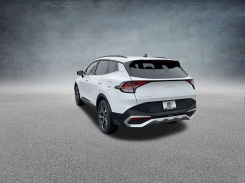 Used 2025 Kia Sportage EX w/ Premium Package image 18