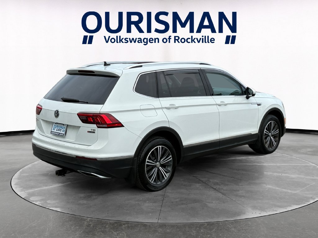 Used 2018 Volkswagen Tiguan SEL AWD/4WD image 6