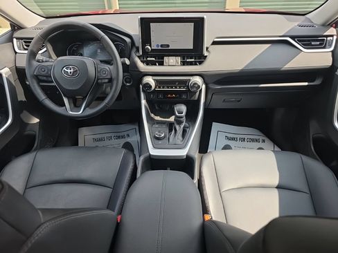 Certified 2023 Toyota RAV4 XLE Premium AWD/4WD image 21