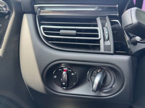 New 2025 Porsche Macan S image 24