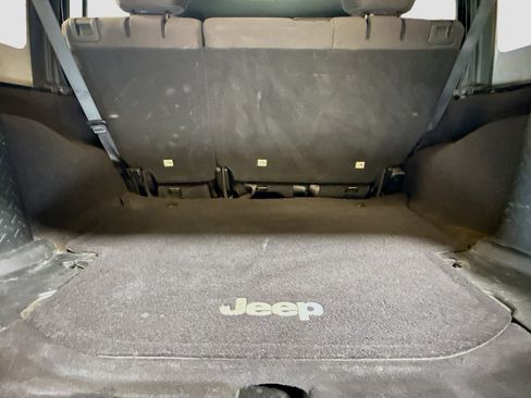 Used 2017 Jeep Wrangler Unlimited Sport w/ Quick Order Package 24S image 33