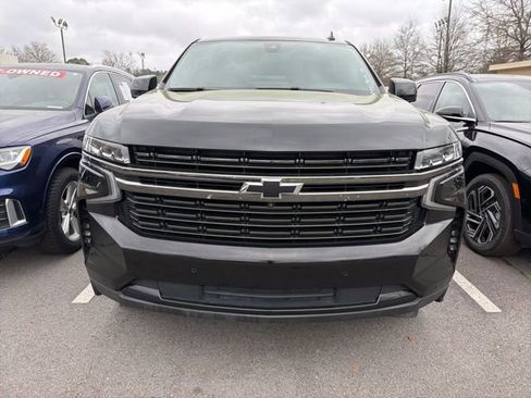 Used 2021 Chevrolet Suburban RST w/ Luxury Package image 2