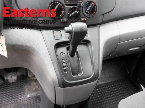 Used 2019 Nissan NV200 SV FWD image 12