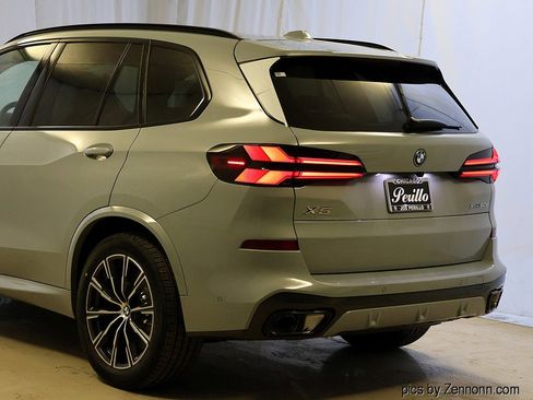 New 2026 BMW X5 xDrive50e w/ M Sport Package image 8