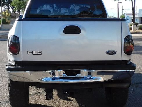 Used 2001 Ford F150 2WD SuperCab image 4