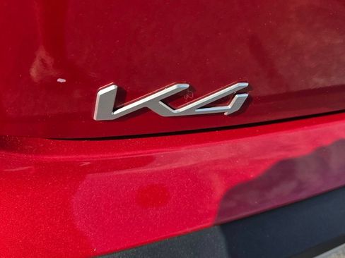 Used 2025 Kia K4 FWD image 11