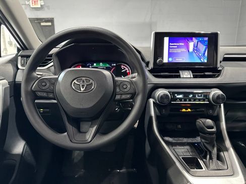 Certified 2024 Toyota RAV4 LE AWD/4WD image 8