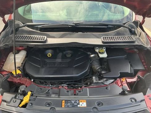 Used 2014 Ford Escape SE w/ Equipment Group 201A FWD image 24
