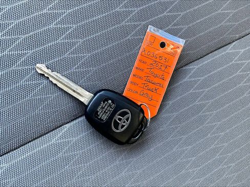 Used 2017 Toyota Tacoma SR5 w/ Tow Package image 15